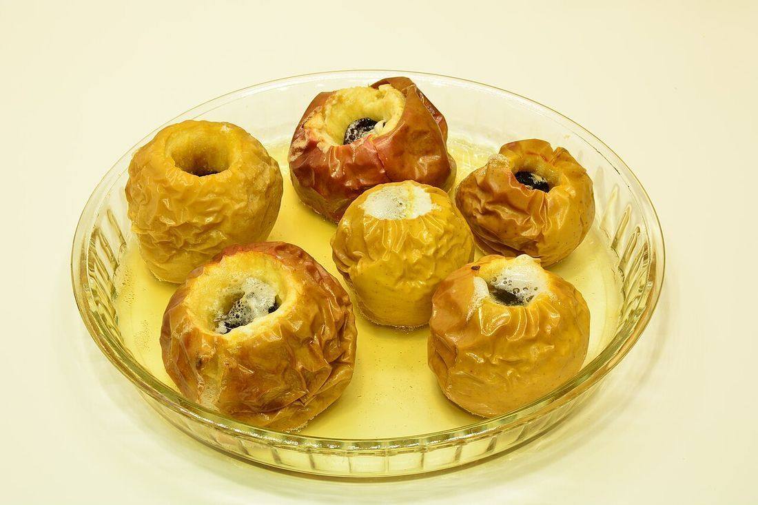 Baked apples 01