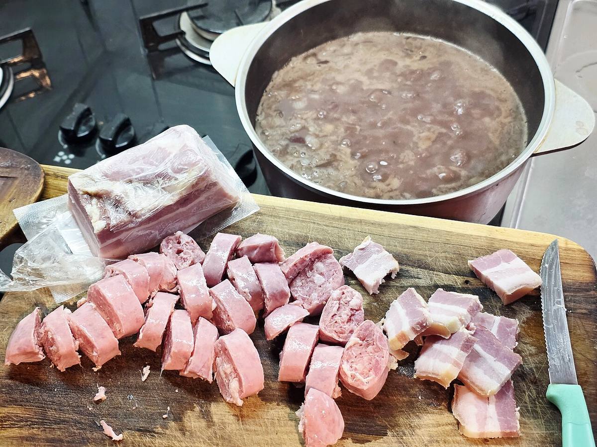 Argentine Red Bean Stew with Chorizo and Bacon (Bean And Bacon Soup)