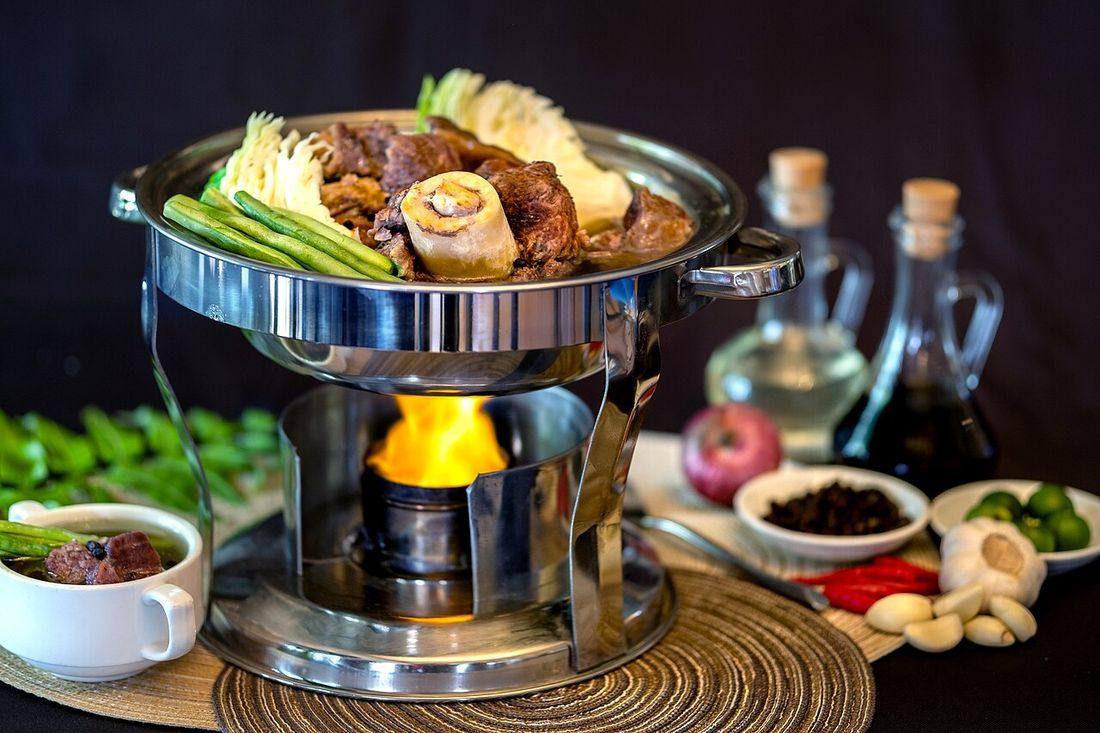 BULALO (Beef Marrow Bones)