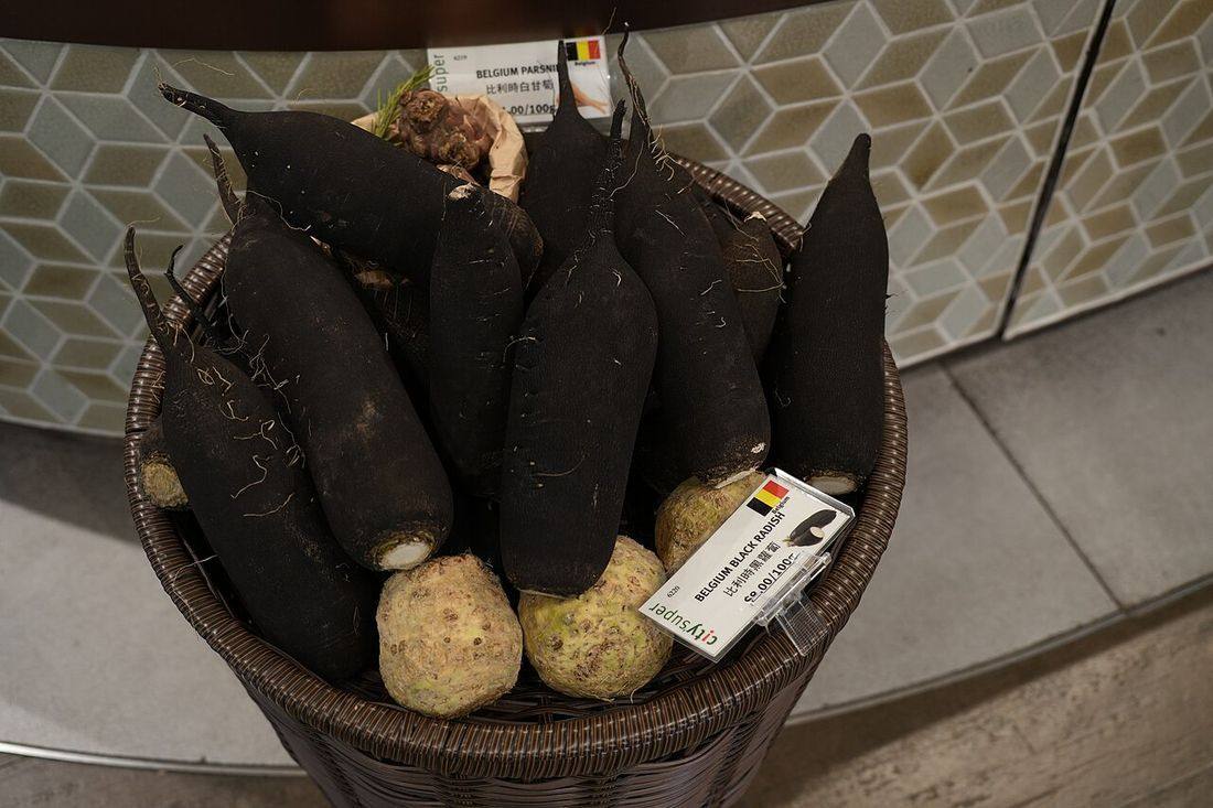 European black radishes and vegetables