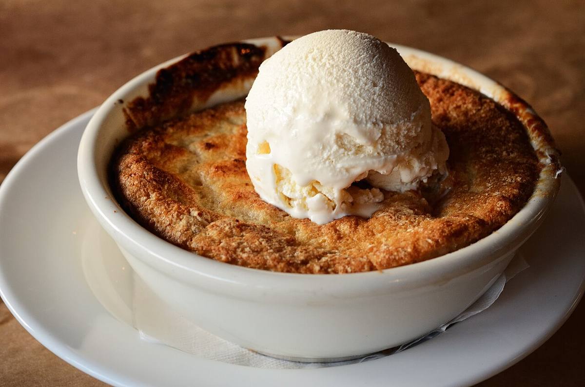 Fresh Peach Cobbler (Blackberry Cobbler)
