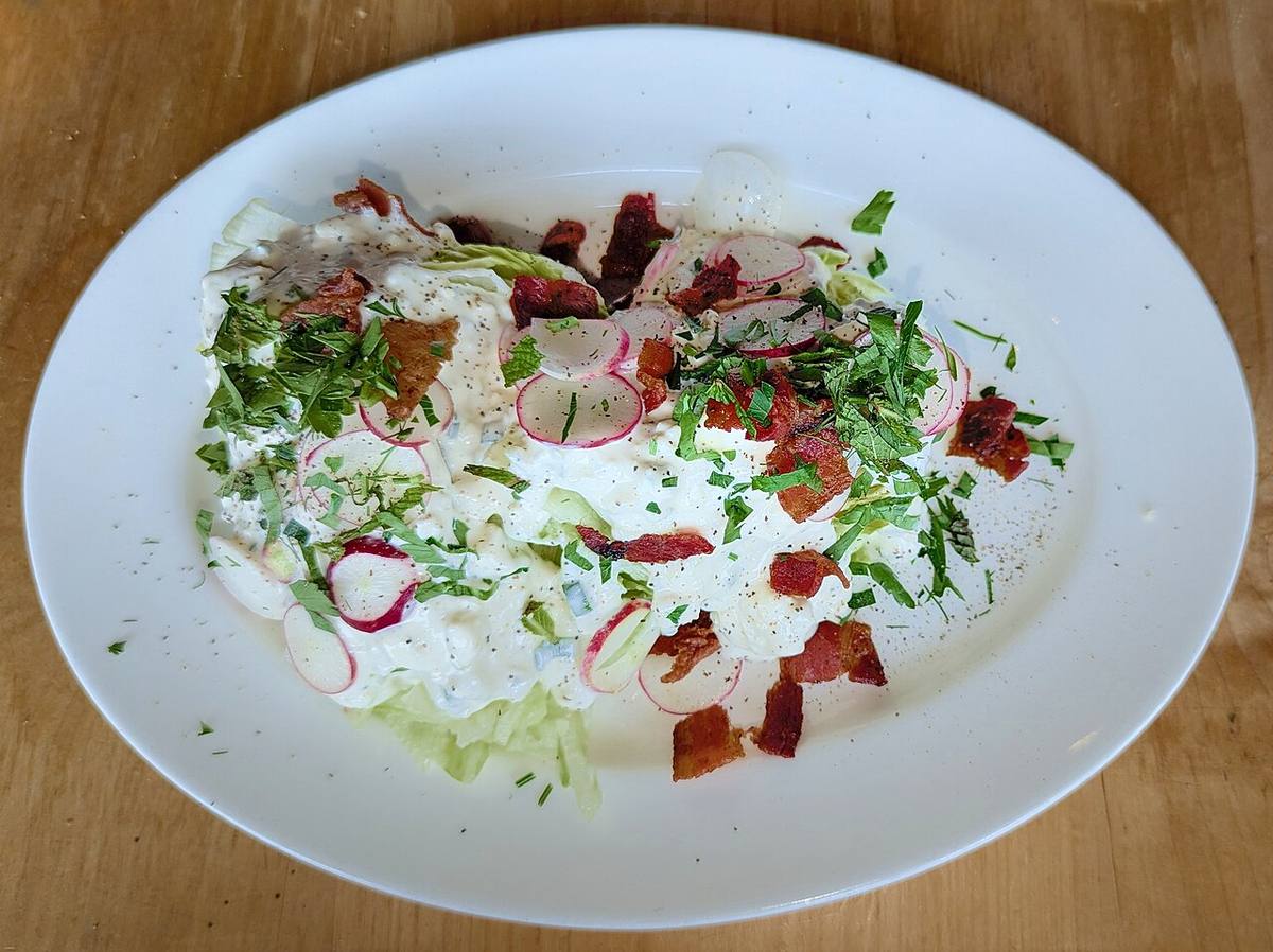 Blue Cheese Dressing — photograph from Wikimedia Commons