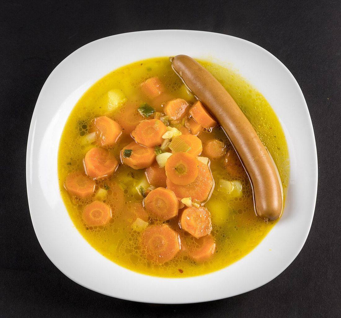 Möhrensuppe mit Bockwurst-92058