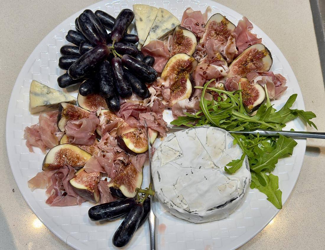 Ash brie & blue cheese with prosciutto, figs and grapes