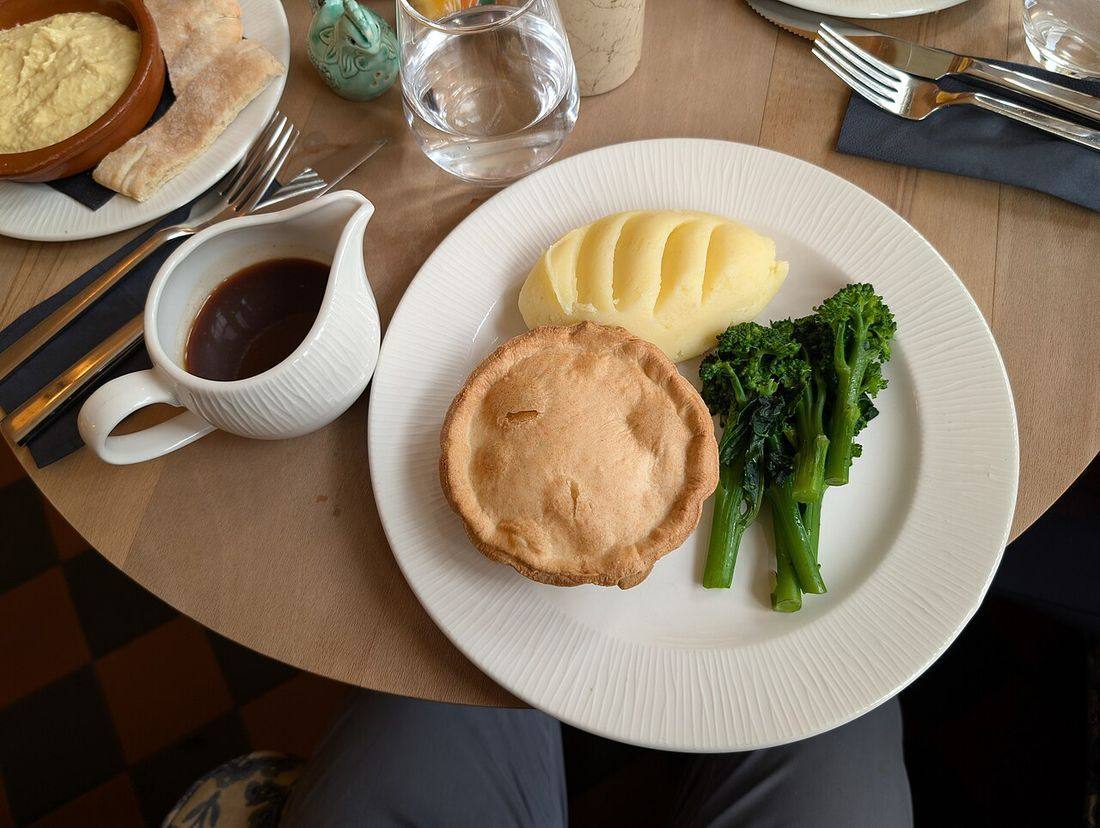Broccolini — photograph from Wikimedia Commons