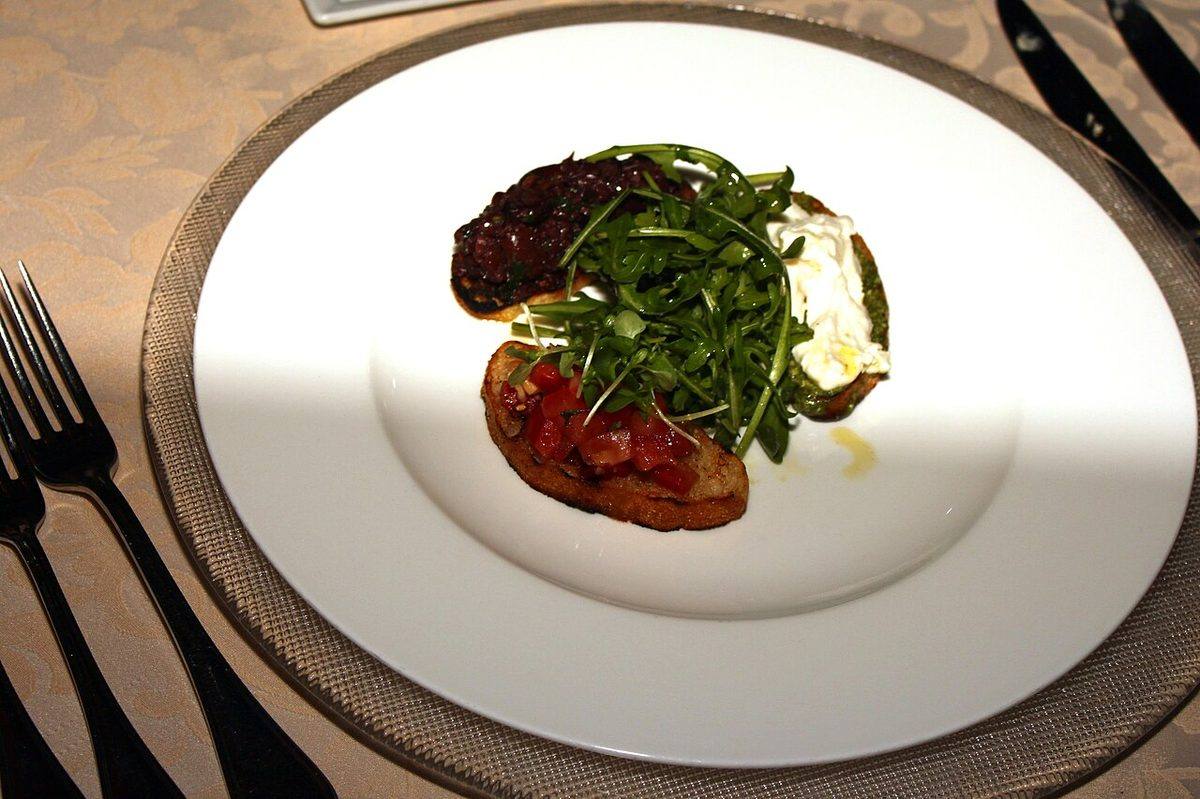 Bruschetta with three toppings (8469274285) (Bruschetta Topping)