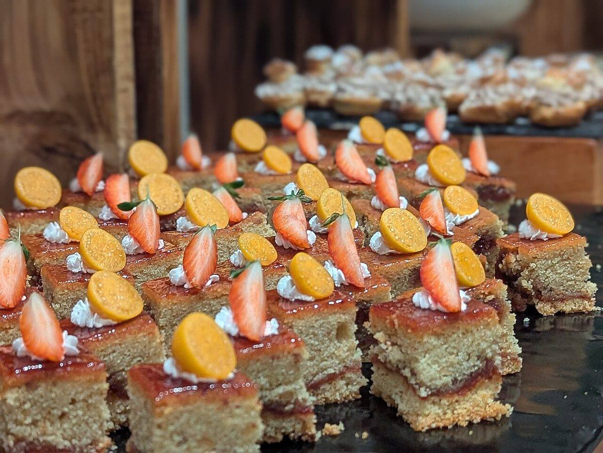 Shortbread cakes at Wikimania 2025 (Cakes)