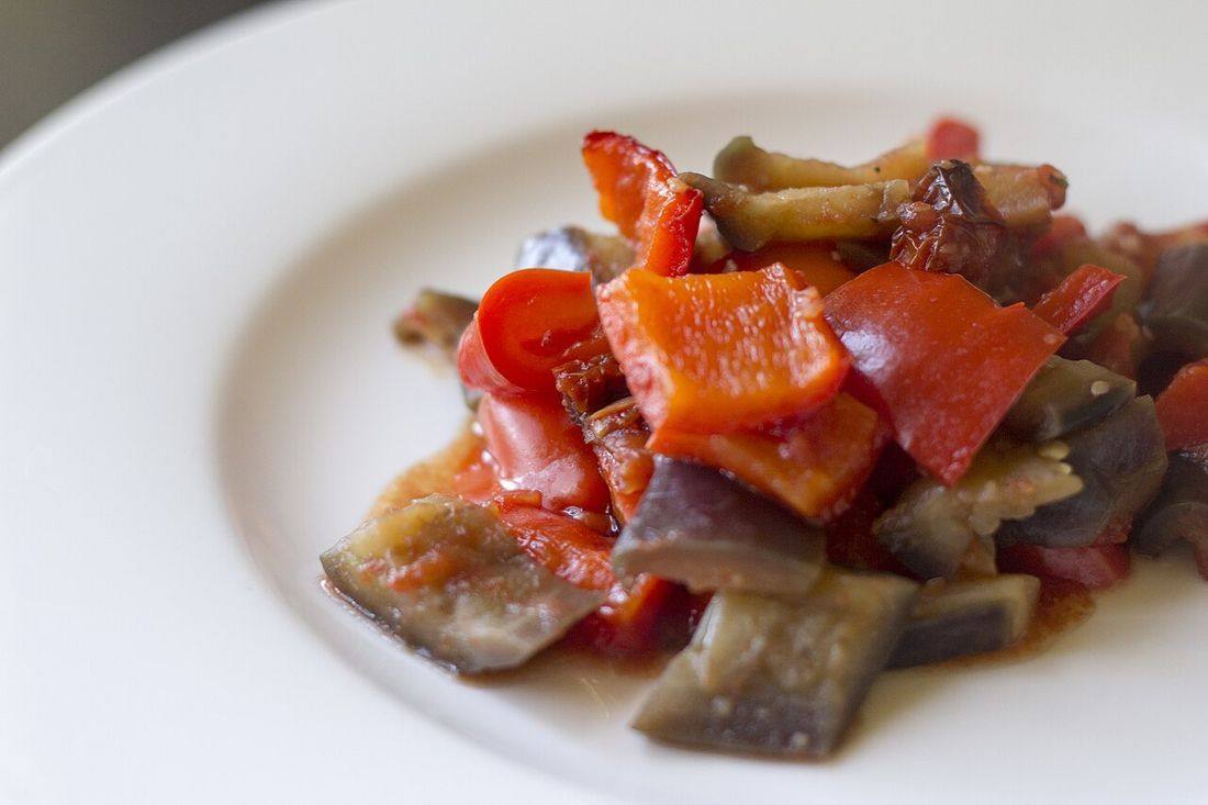 Caponata — photograph from Wikimedia Commons