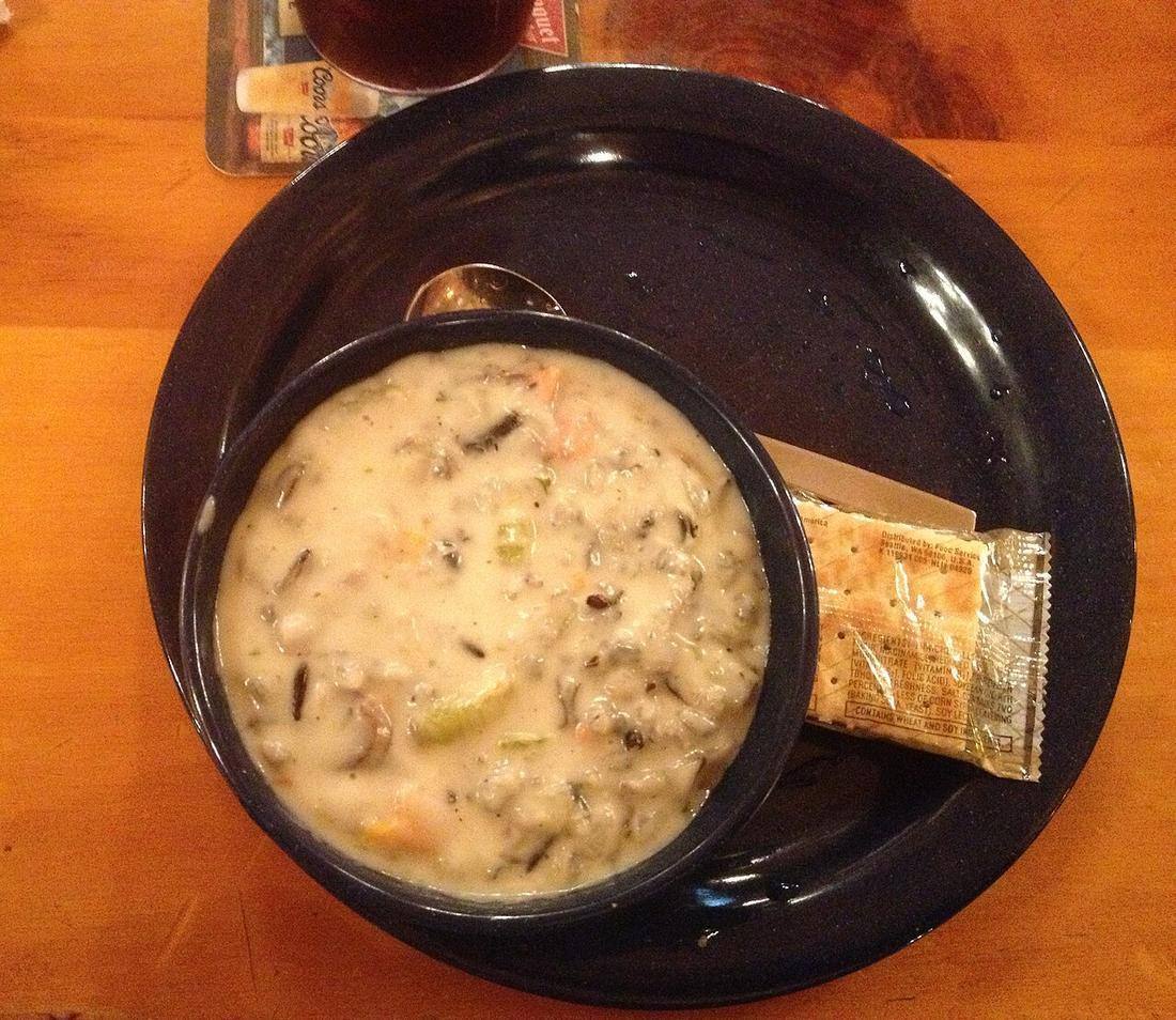 Chicken and wild rice soup, Famous Dave's Bozeman, Montana (Chicken Wild Rice Soup)