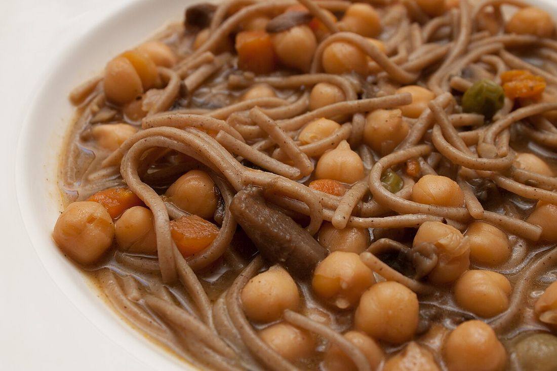 Lentil Soup - Schnitzel & Co. 2026-05-16 (Chickpea Soup)