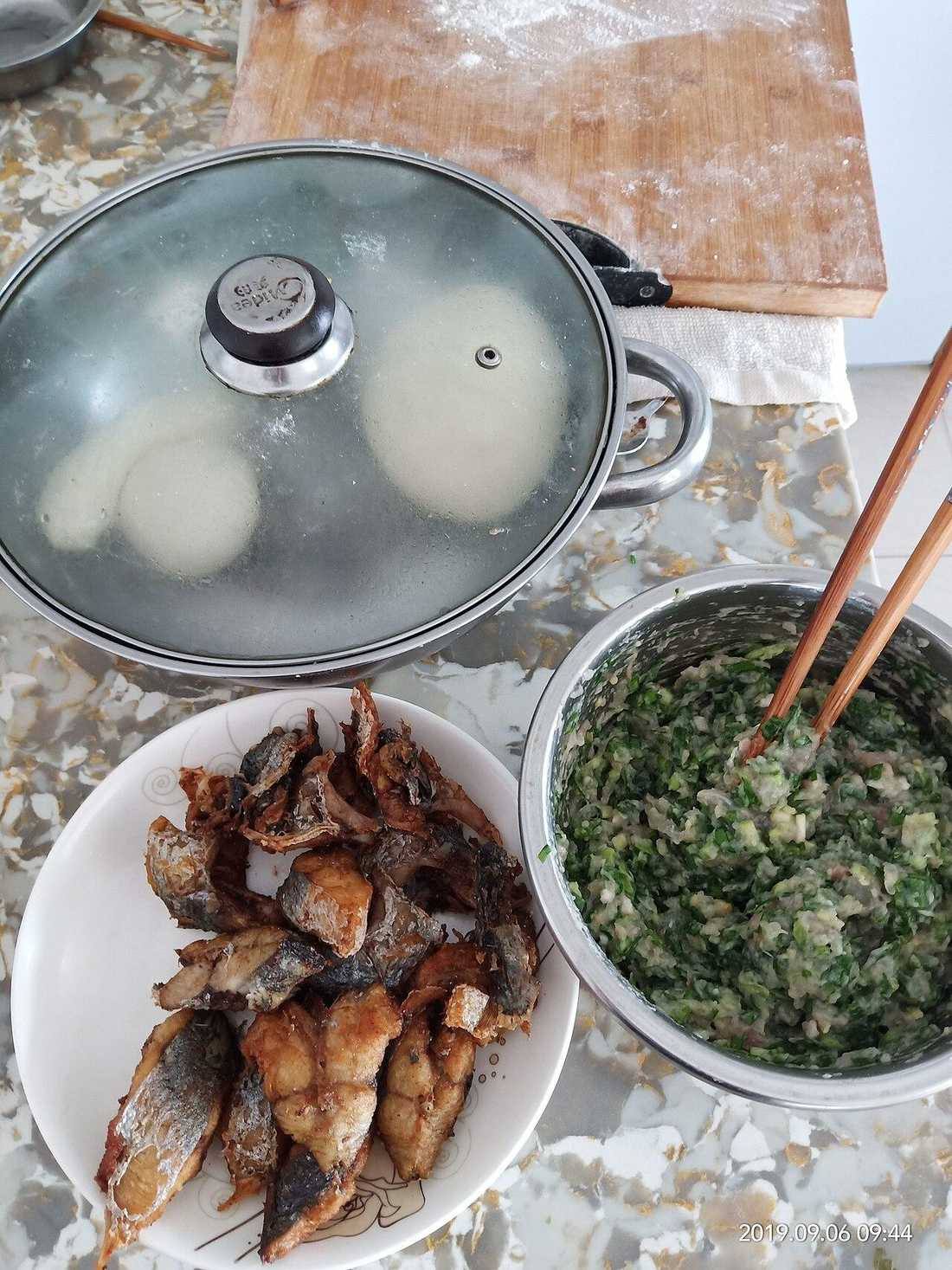 The cooking procedure of Scomberomorussinensis dumplings - picture 1st