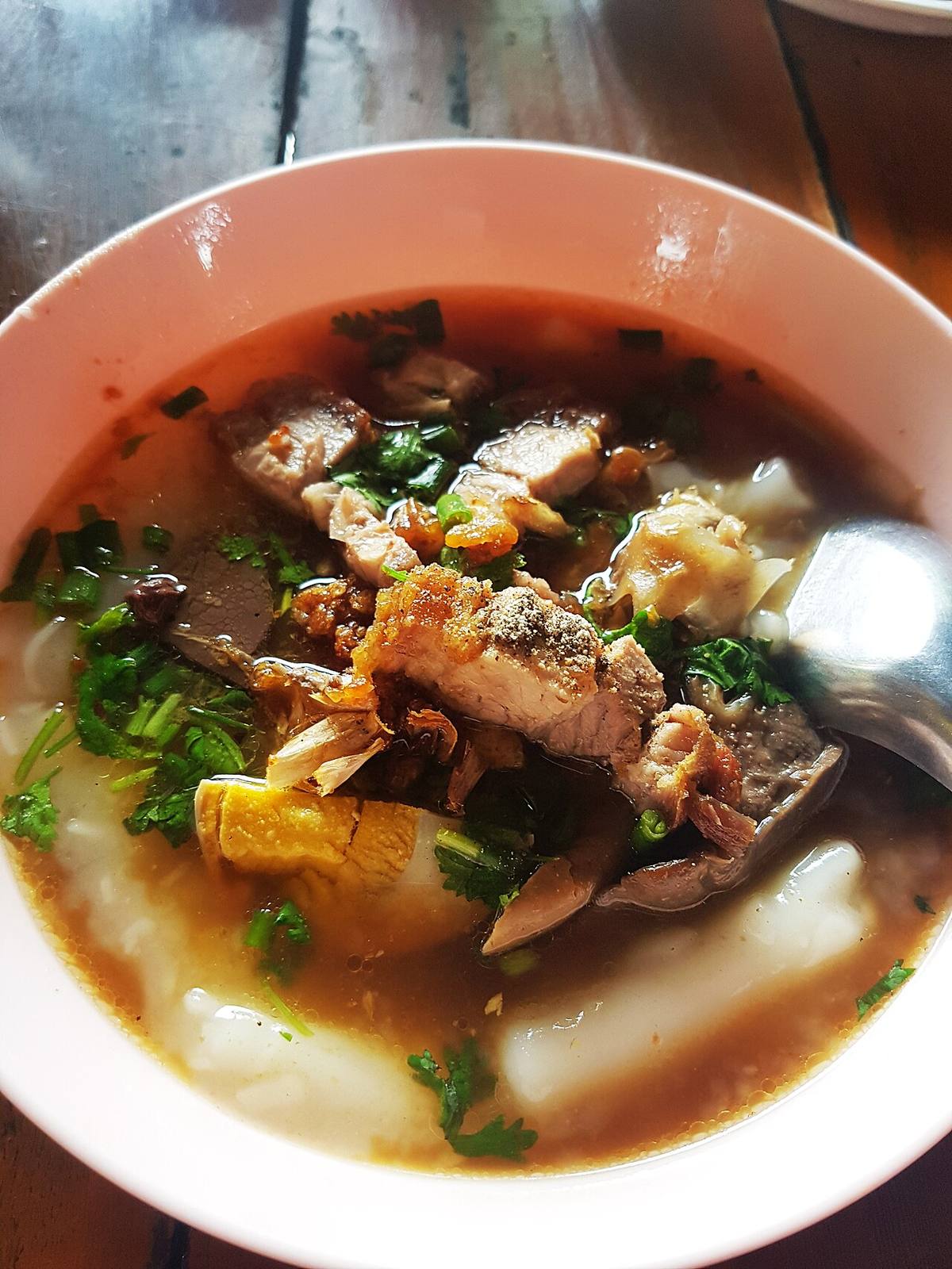 Kuaichap (rolled noodle soup with intestines), Chiang Mai, 2018-07-28 (Egg Roll Soup)