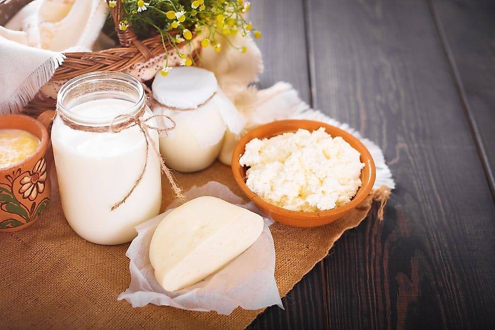 Fresh goat milk