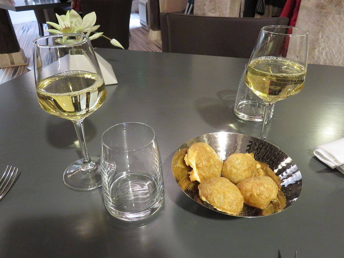Gougère 1 (Gougere)