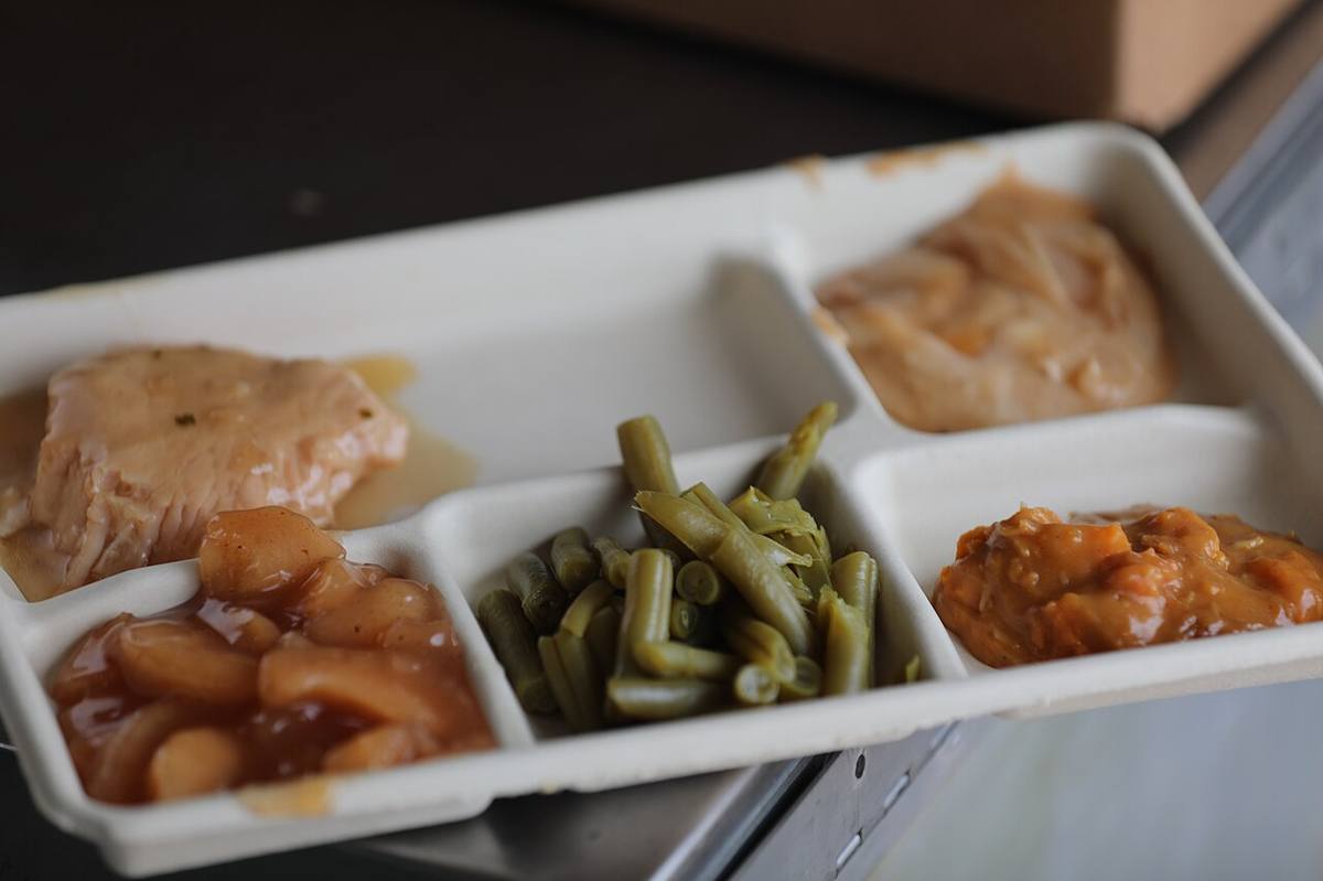 Hot Chow for the Fight- 793rd and 917th Support QLLEX Troops (9093194) (Green Bean Casserole)