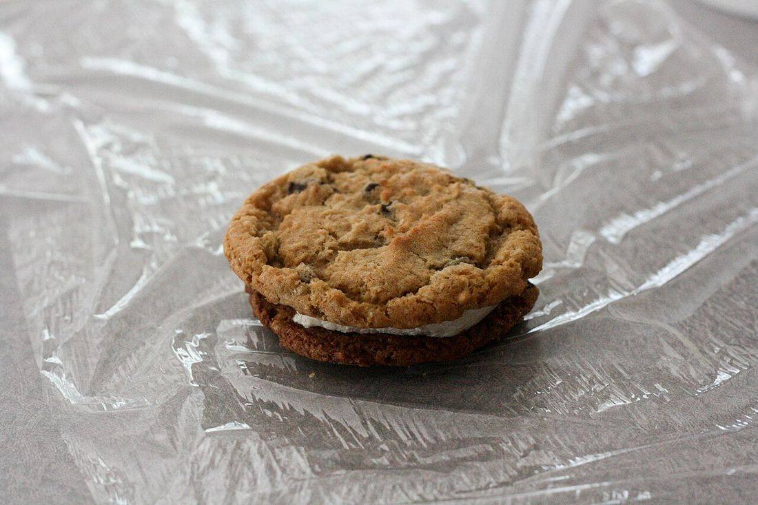 Ice Cream Sandwich (Ice Cream Sandwiches)