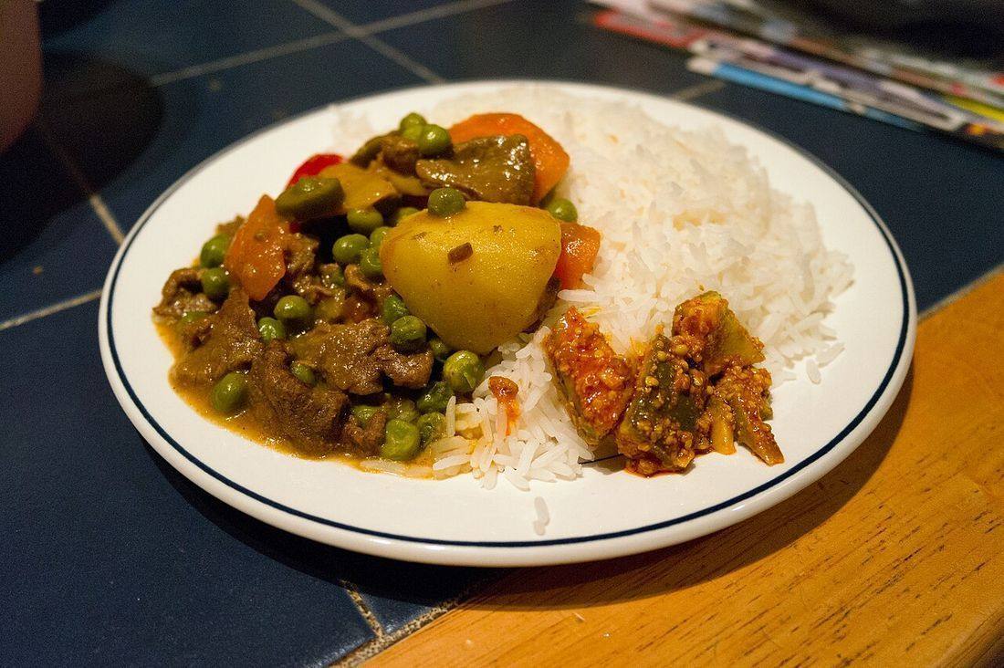 Beef caldereta (Kaldereta)