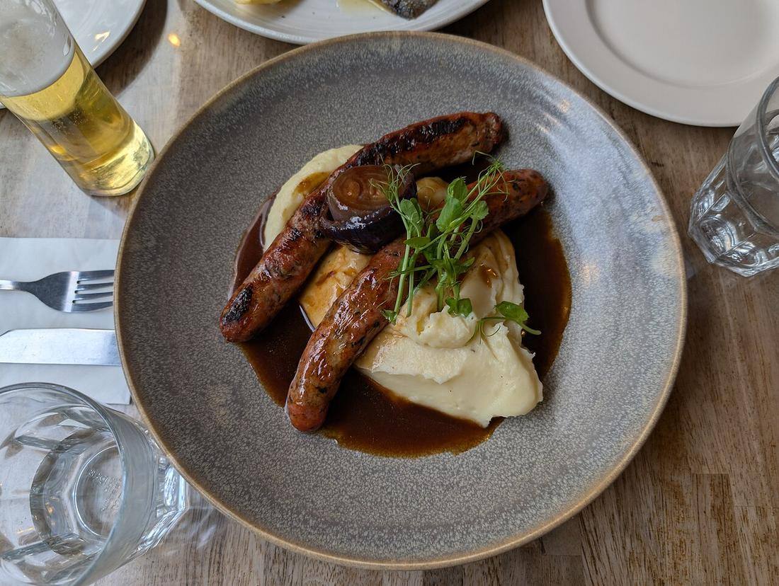 CONISBEE BUTCHER LAMB & MINT SAUSAGES - The Greyhound 2025-05-14 (Lamb Sausage)