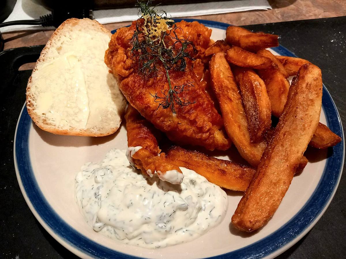 SMOKED SALMON TOAST - 17 GRAMS 2025-09-20 (Lemon Dill Sauce)