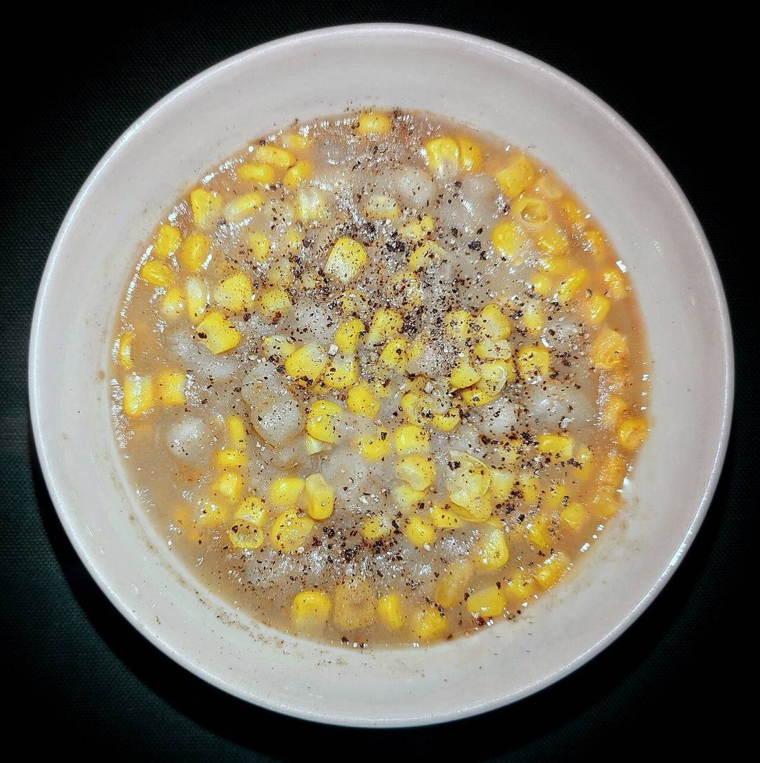 Lobster chowder with corn, potatoes, and black pepper - Massachusetts (Lobster Corn Chowder)