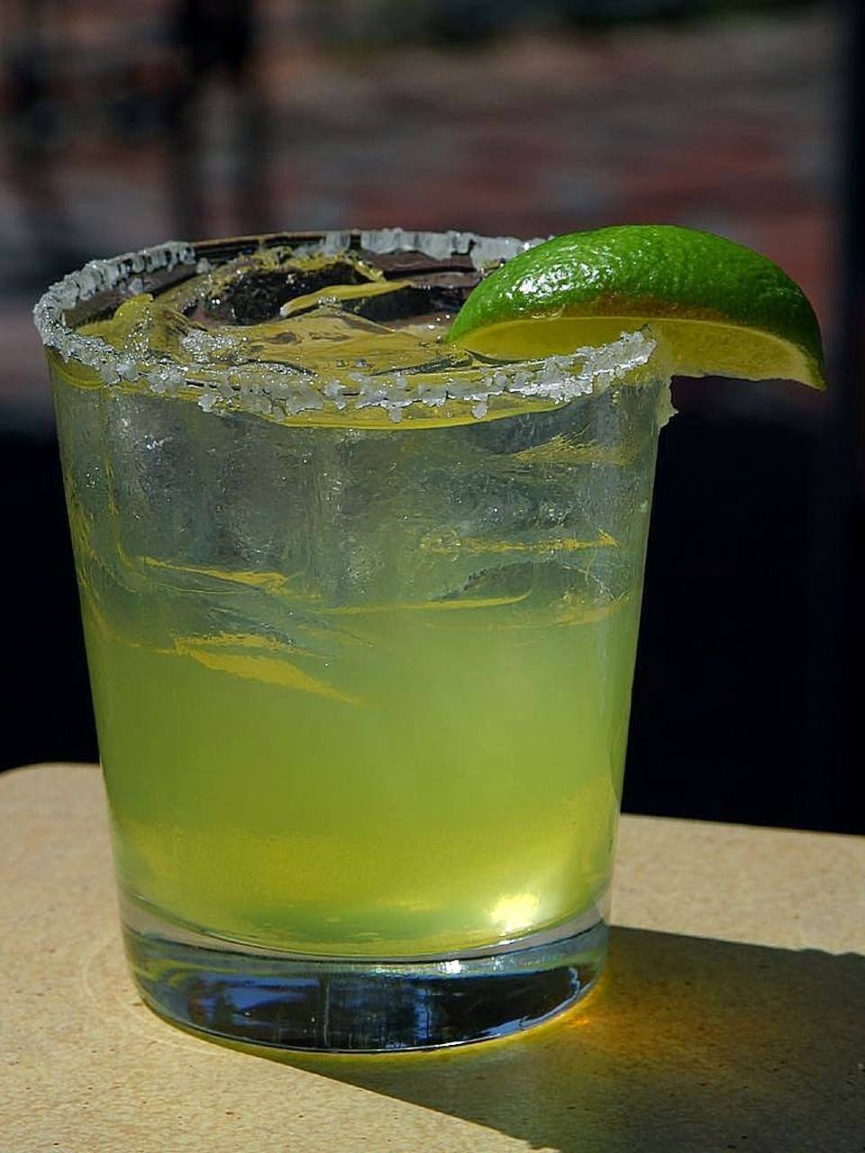 Margaritas green drinks ice cocktails (Margaritas)