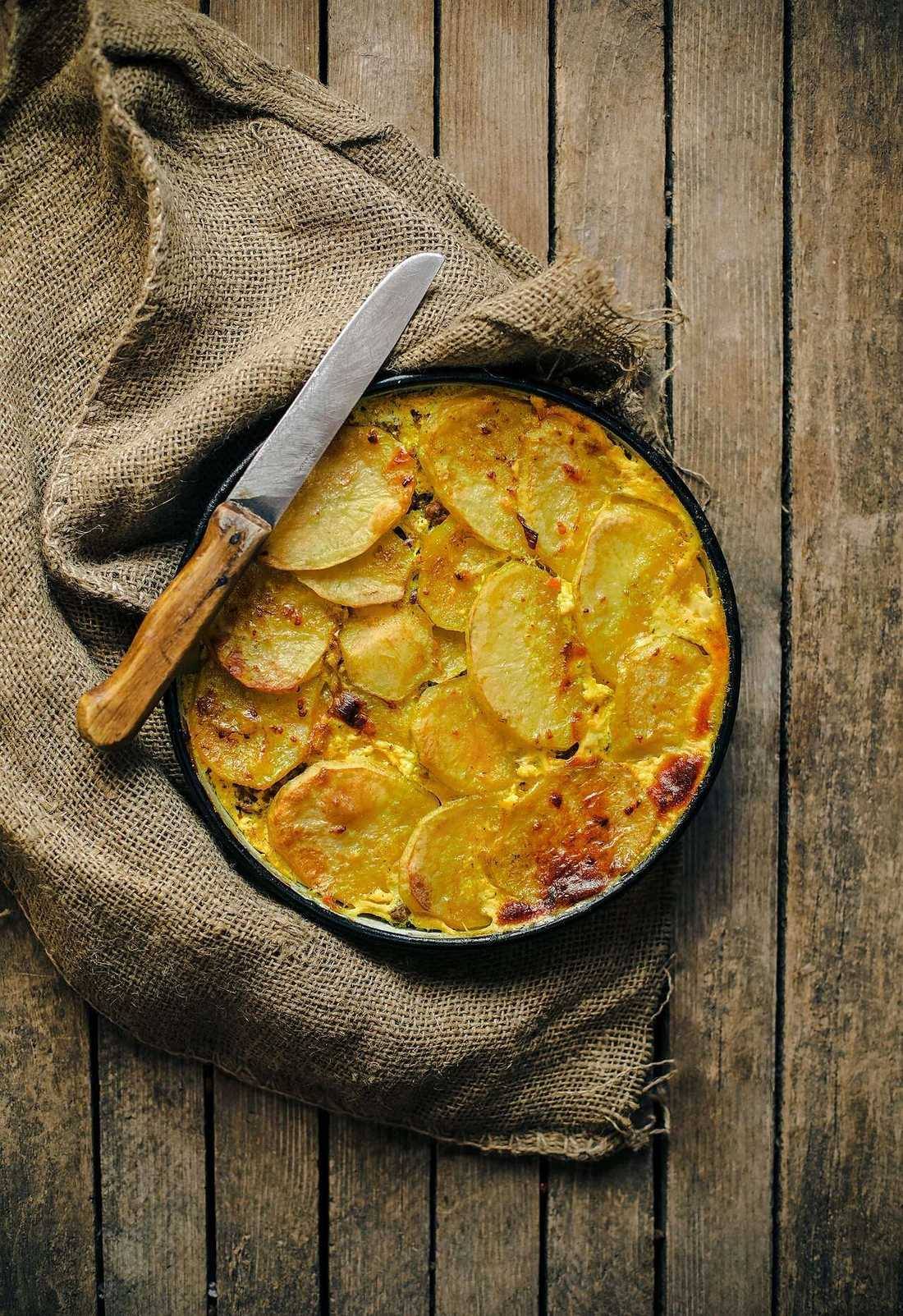 Moussaka — photograph from Wikimedia Commons