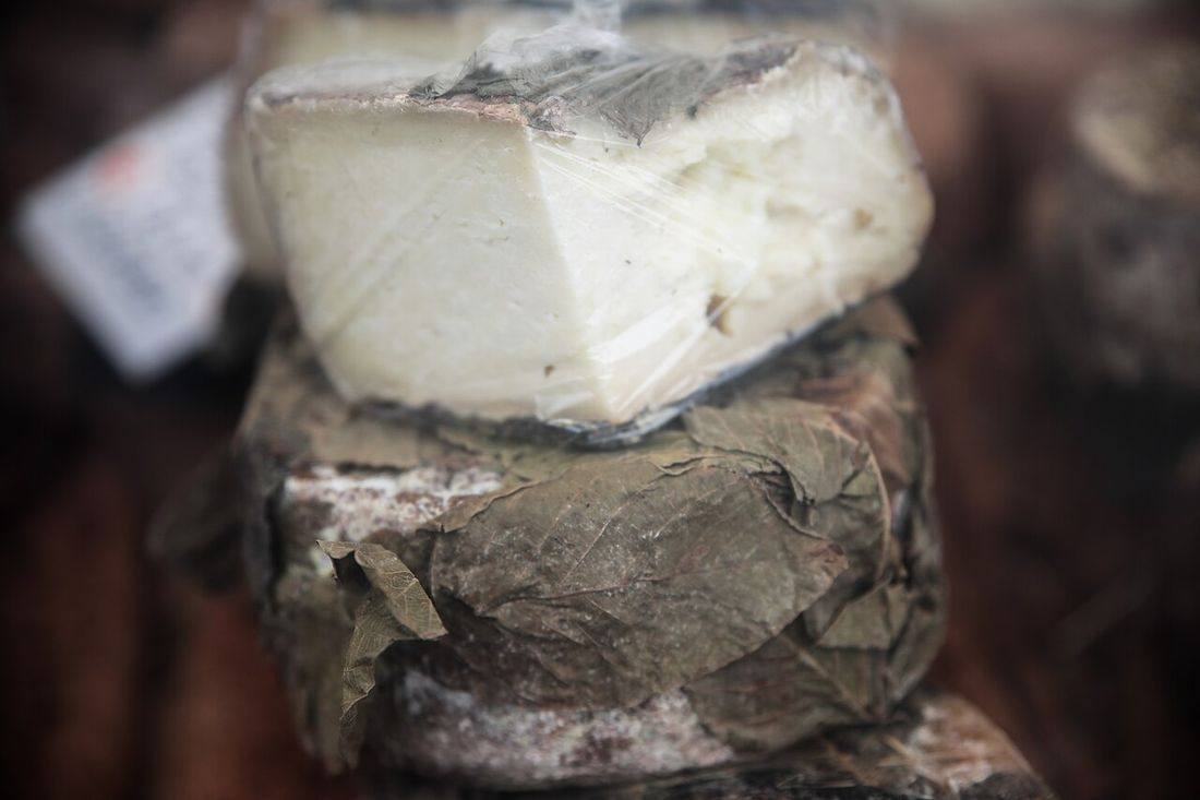 Tuscan seasoned pecorino (Pecorino Toscano)