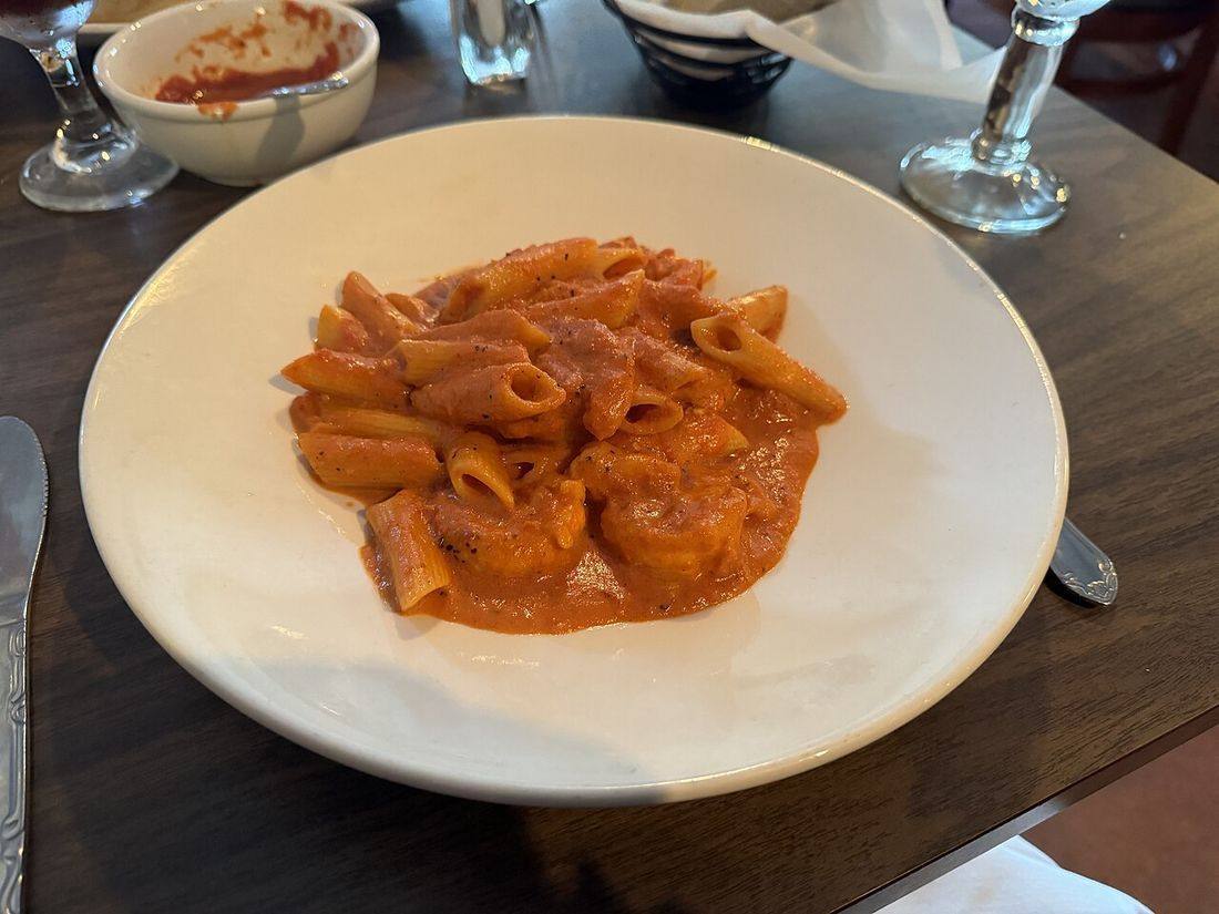 Napoli Villa - October 2023 - Sarah Stierch 03 (Penne Alla Vodka)