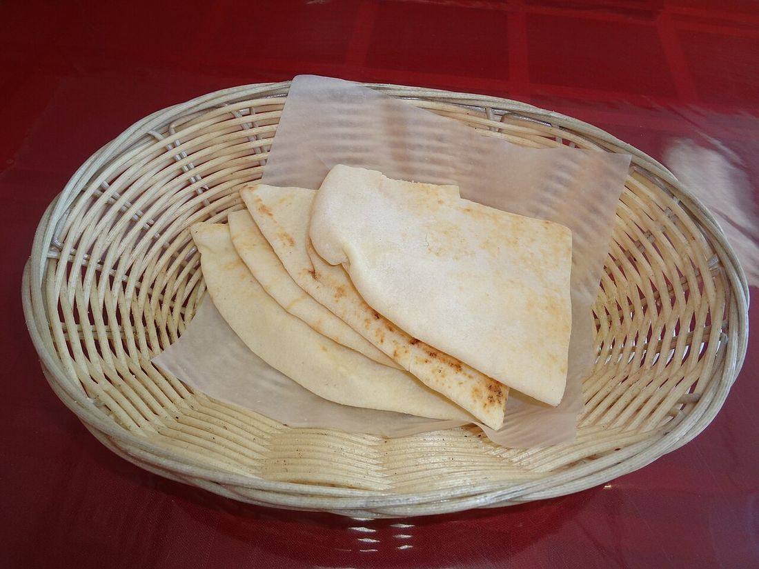 Pita (bread)