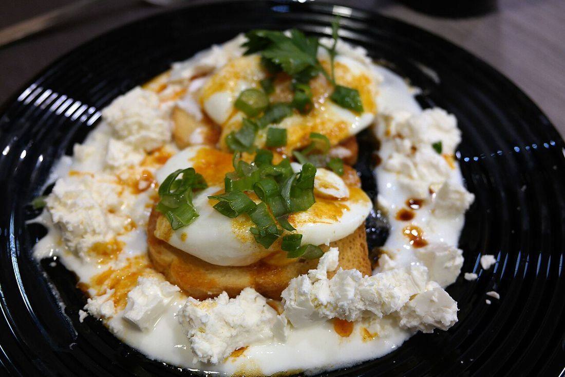A poached eggs on bread