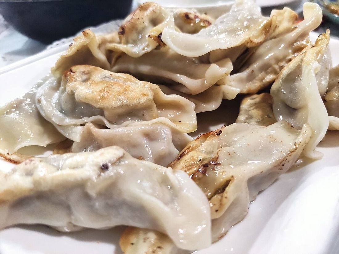 Taipei Taiwan Jiaozi-Restaurant-14th-avenue-02 (Potstickers)