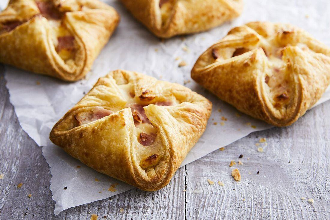 Puff Pastry Crown, Jambons® Image