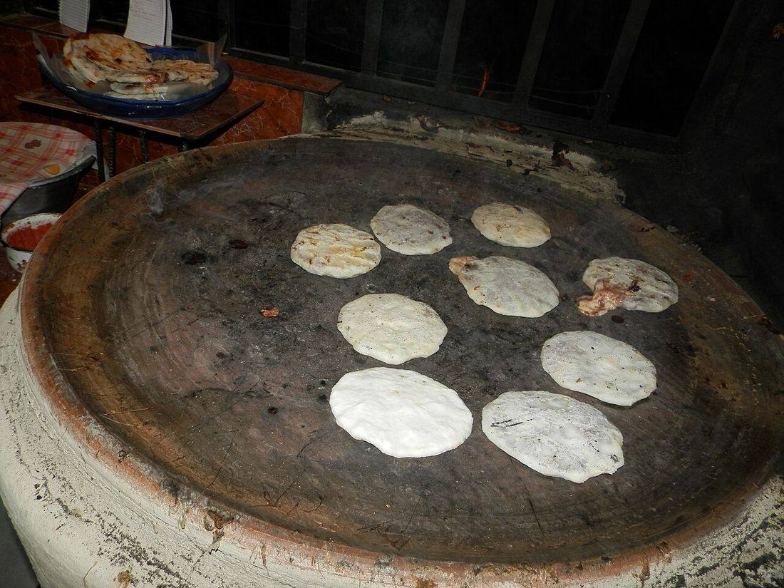 Pupusas en comal