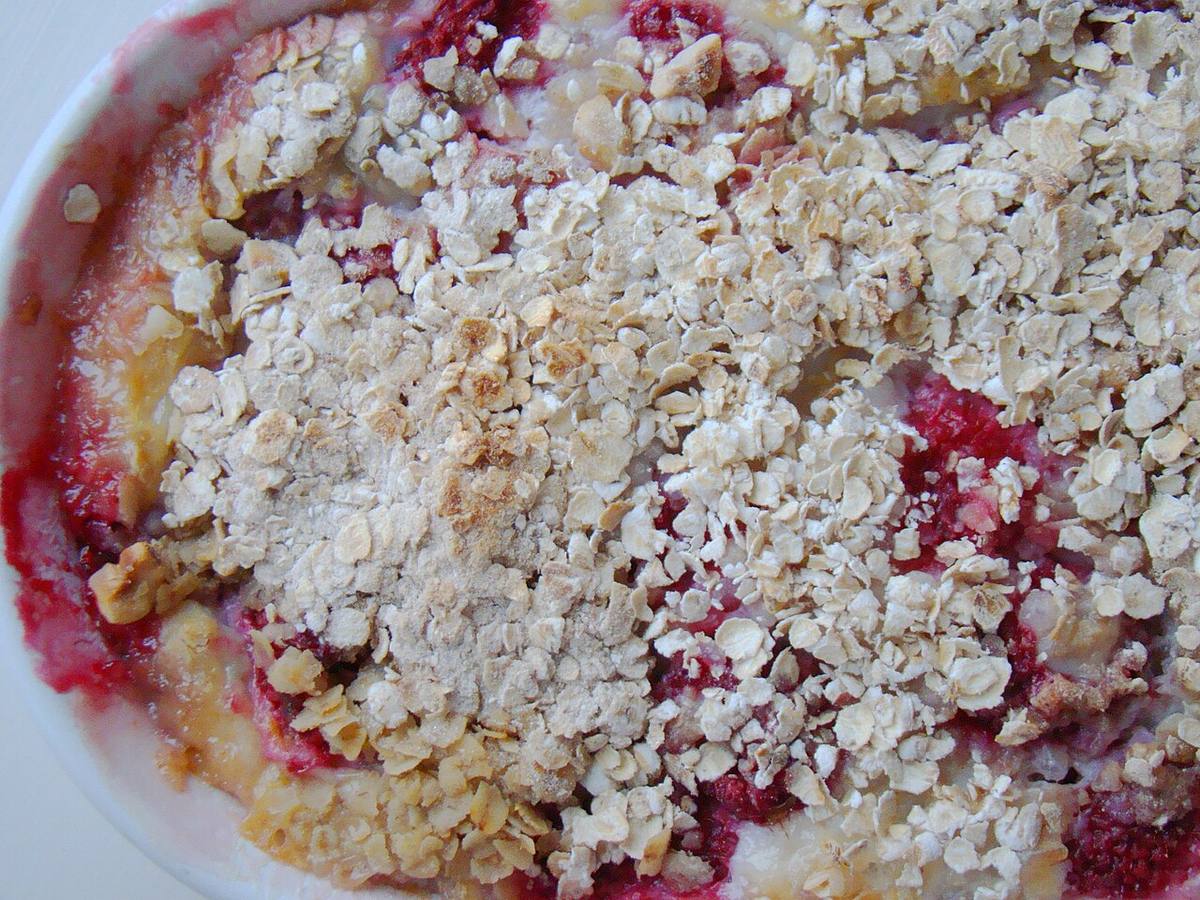 Indian Rhubarb (Rhubarb Crisp)