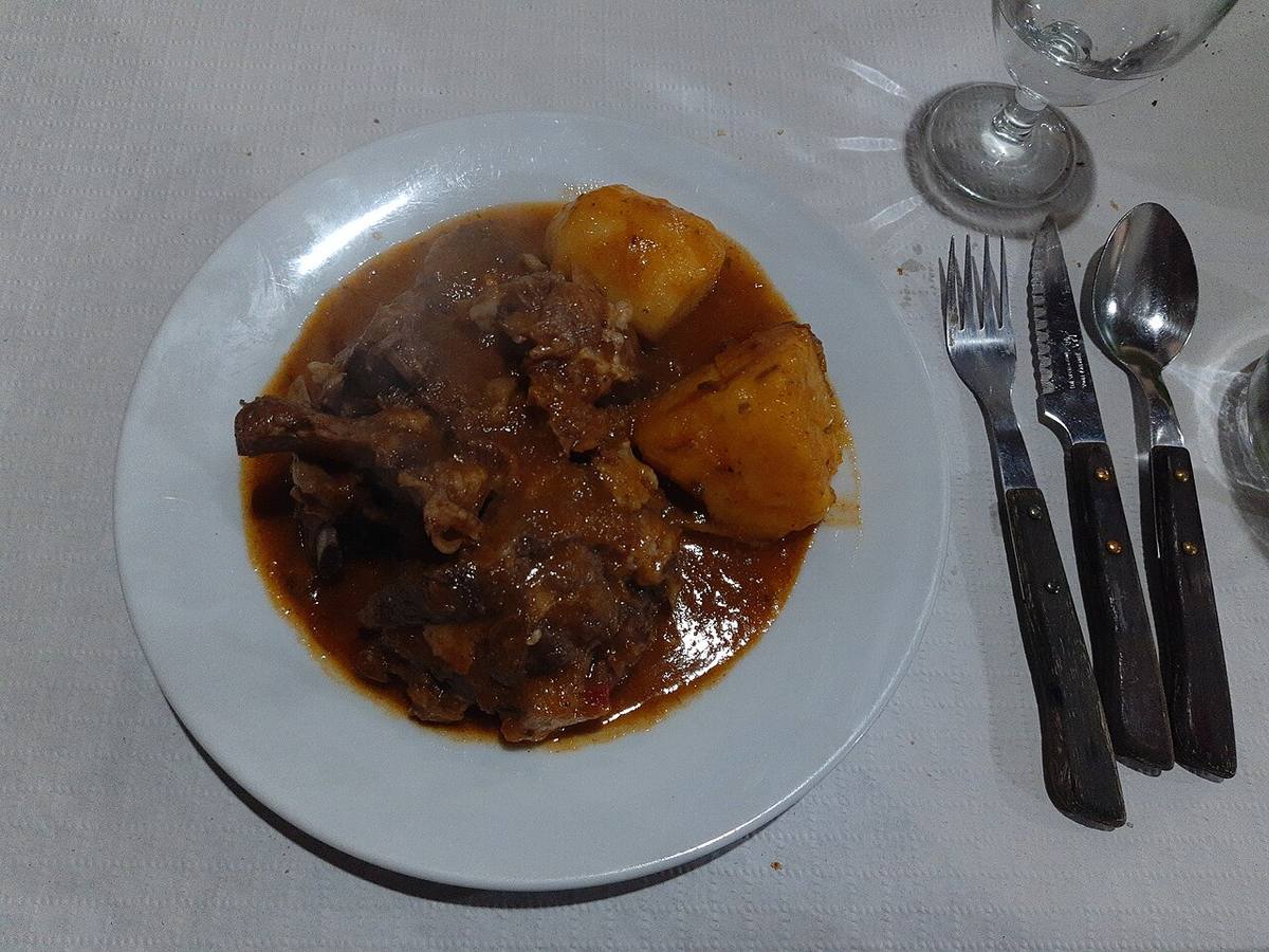 Croccante - October 2023 - Sarah Stierch 08 (Roasted Red Pepper Sauce)