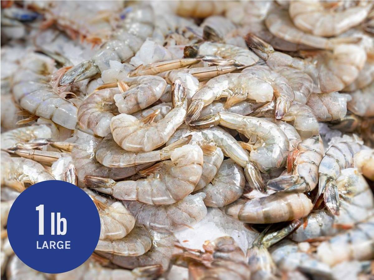 Peeled raw shrimp in a bowl