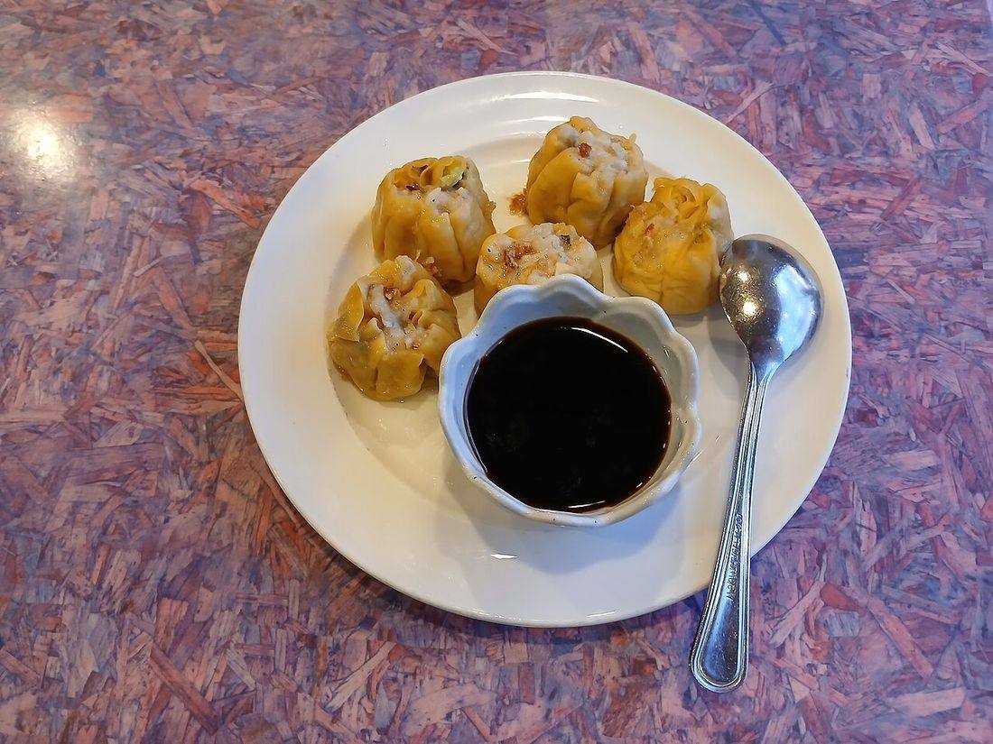 Kanom jeeb at Rice and Noodles Thai Restaurant, Franconia (Shumai)
