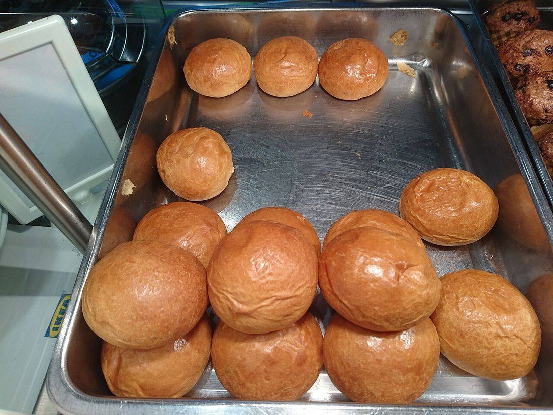Tray of Sweet Buns (Sweet Dinner Rolls)