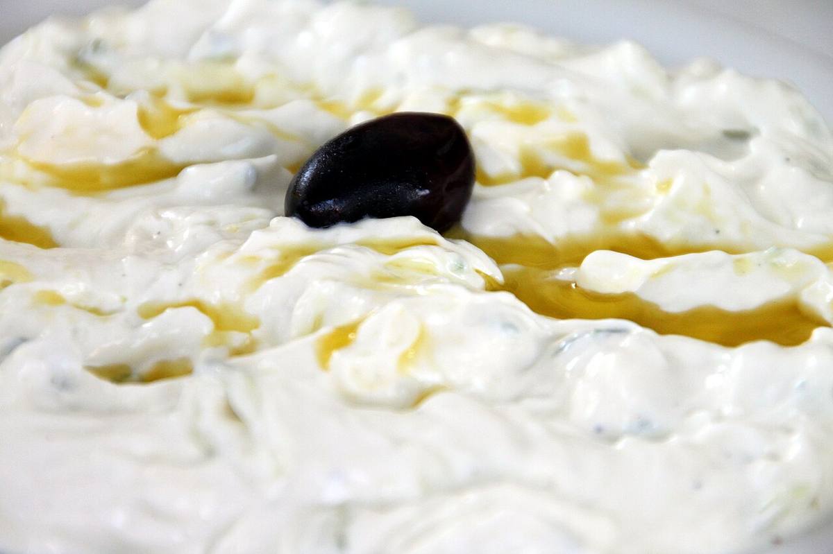 Christmas table (Serbian cuisine) (Tzatziki)